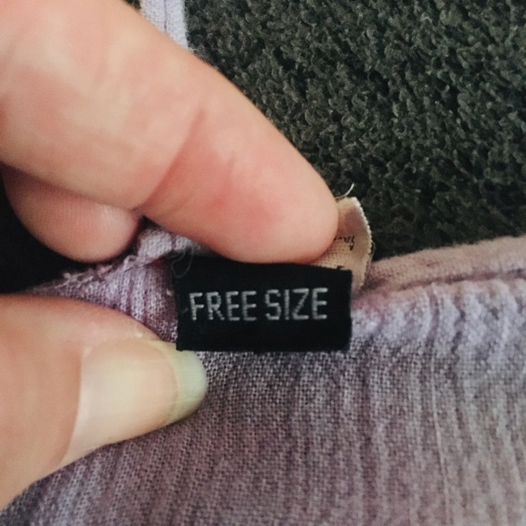 Gypsy Rose purple ombré spaghetti tie strap shirt - Picture 4 of 4